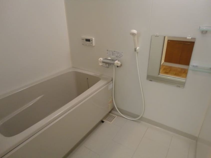 バス／シャワールーム等 グランド－ル７