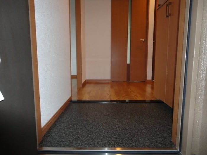 玄関 グランド－ル７