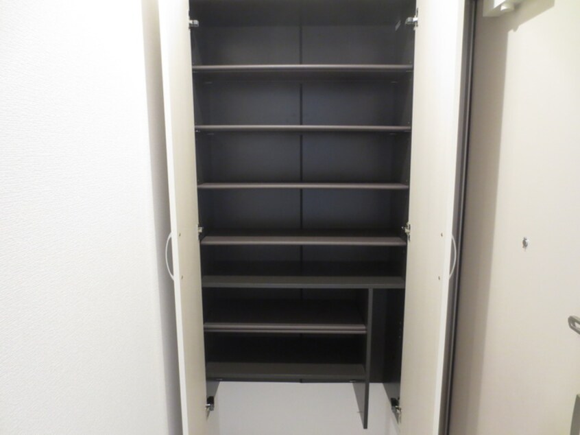 靴箱 エクレール　B棟