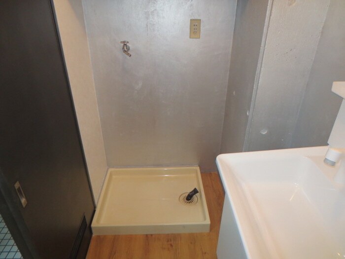 洗濯機置場 ルシア福船