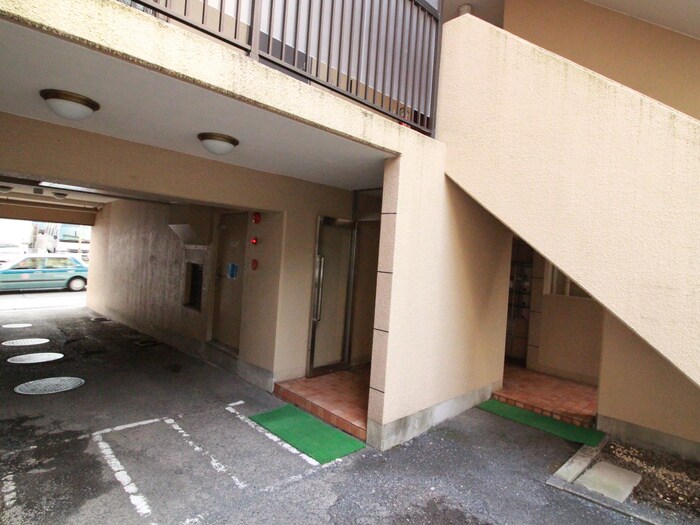 エントランス部分 第一冨久屋マンション