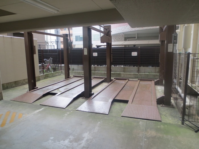 駐車場 ラウムズ富士見町(504)