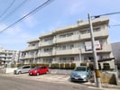 マンション柳の外観