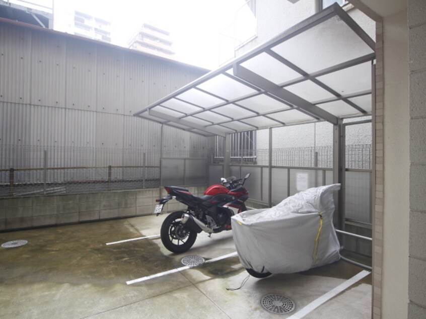 バイク置き場 Ｐｒｏｕｄｅａｒ