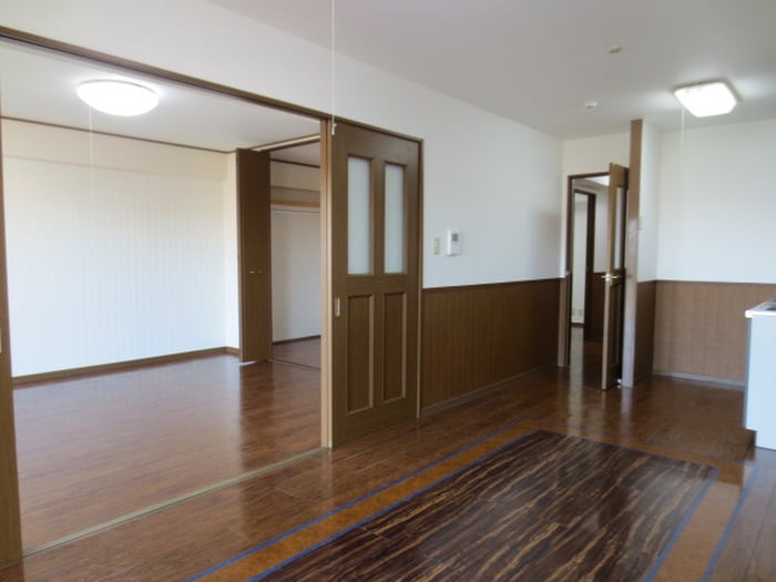 居室 本山ヒルサイドヴィラ