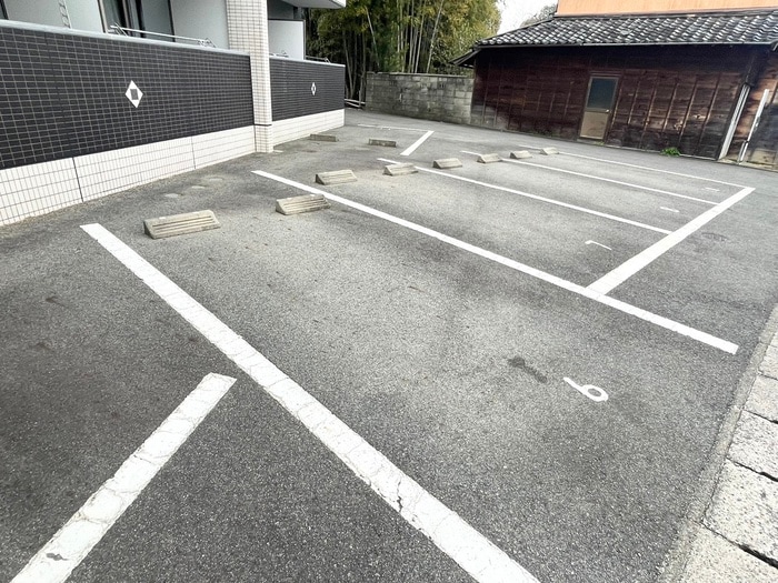 駐車場 ソレアード小坂