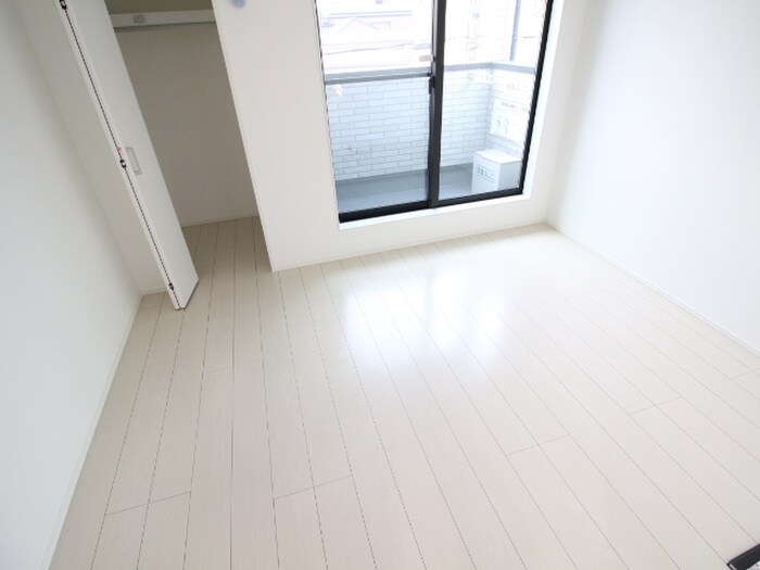 居室 アレクサンダープラッツ金山