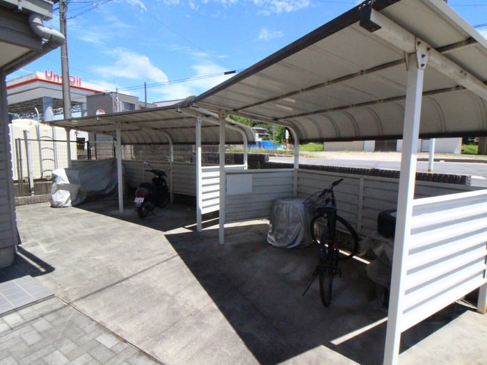 駐輪場 ハイツ　エム