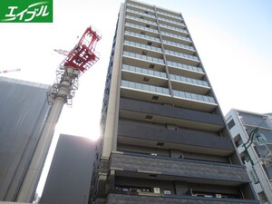 プレサンスジェネ丸の内（502）