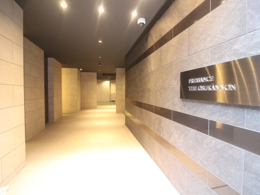 エントランス部分 ﾌﾟﾚｻﾝｽTHE大須観音(402)