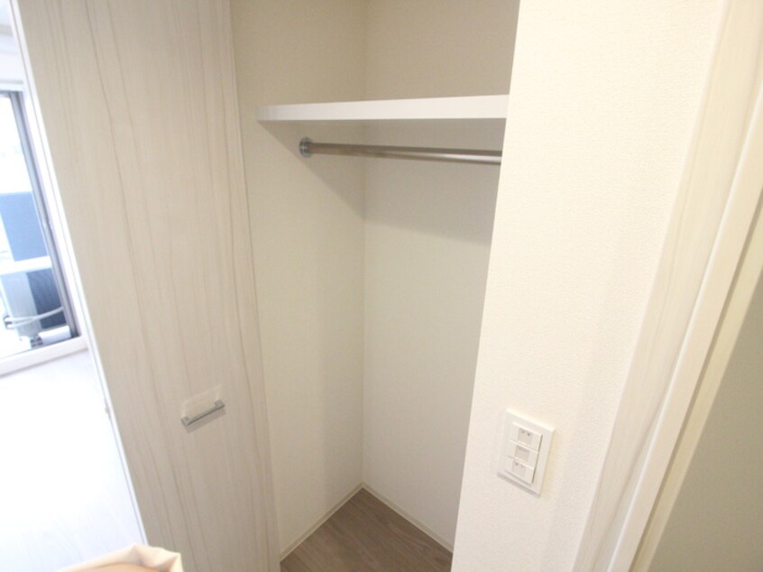 収納 ﾌﾟﾚｻﾝｽTHE大須観音(402)