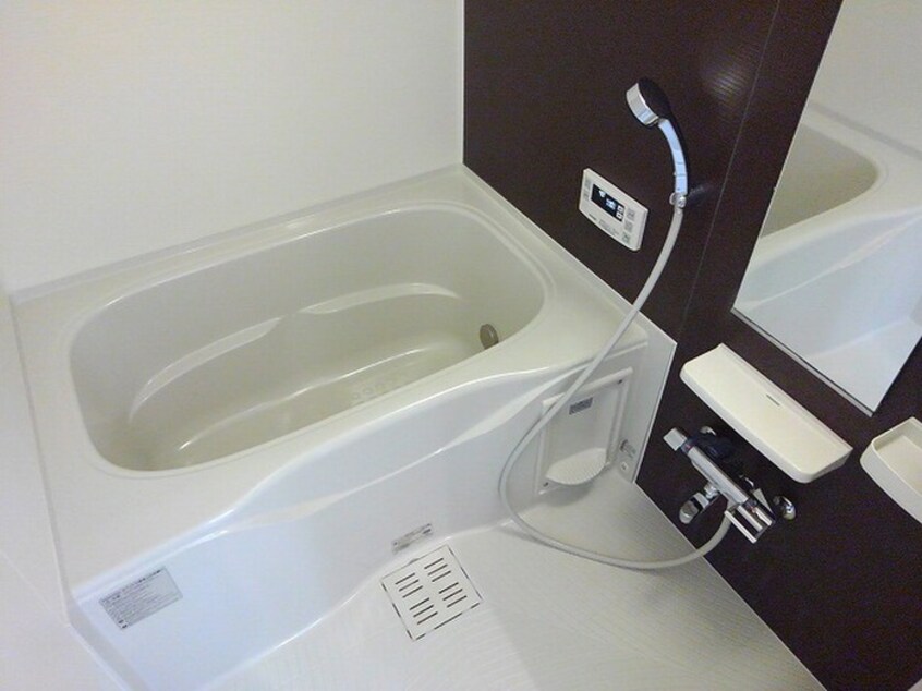 バス／シャワールーム等 ウイングコート