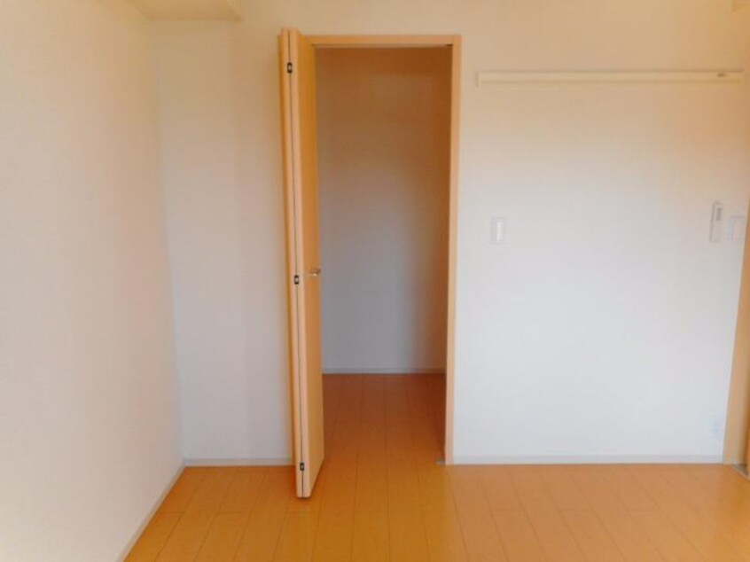 収納 ウイングコート