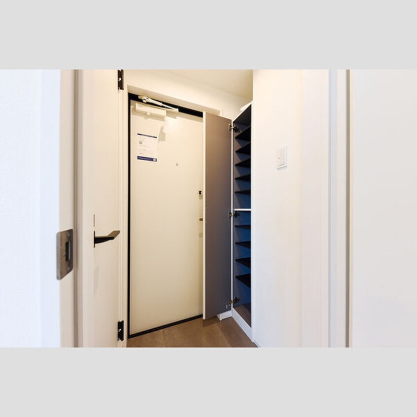 玄関 Warren　kanseiⅡ