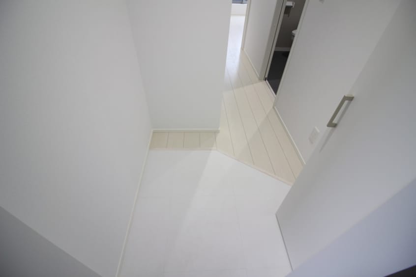 玄関 TATERU Apartment柵下町2丁目