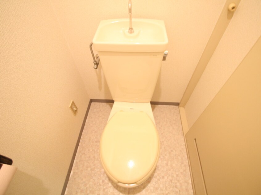 トイレ ｲﾄｰﾋﾟｱ紅葉舎金山ﾏﾝｼｮﾝ（302）
