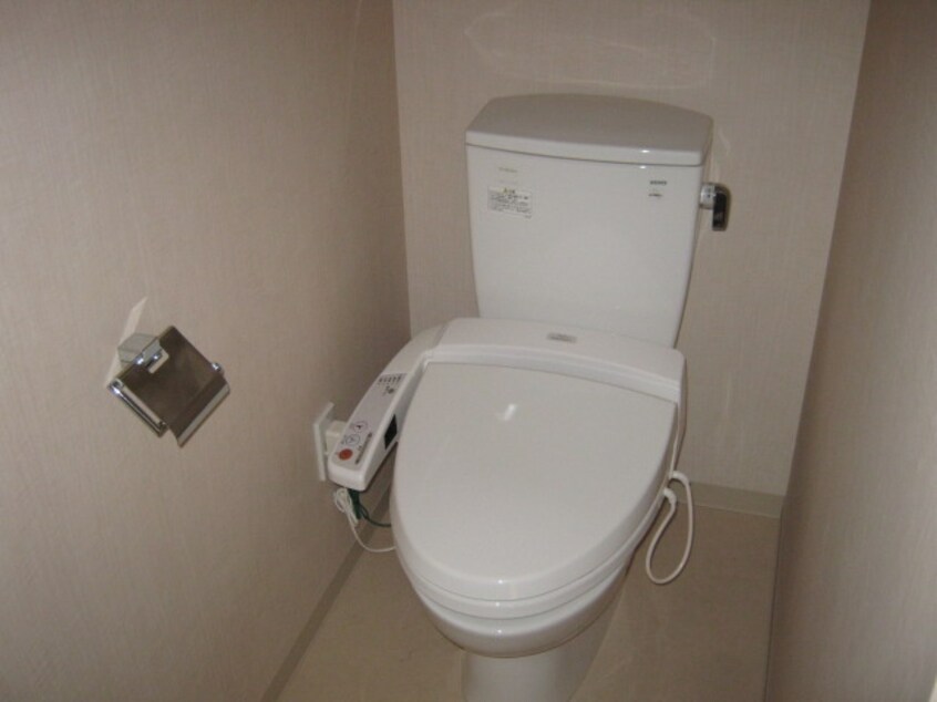 トイレ ドゥーエ大須