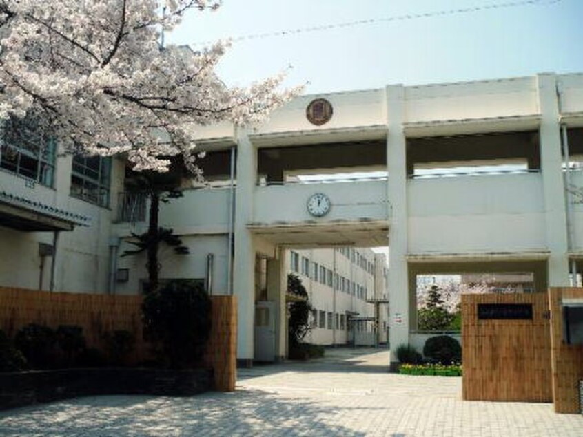 名古屋市立宮根小学校(小学校)まで580m ア－バン京命１