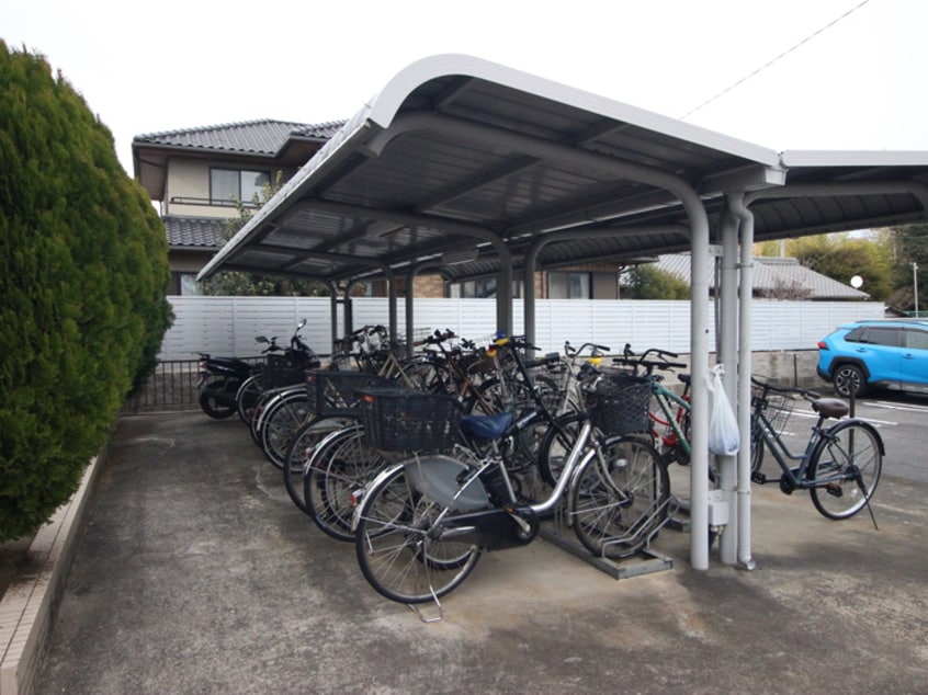 駐輪場 サンシャイン稲荷