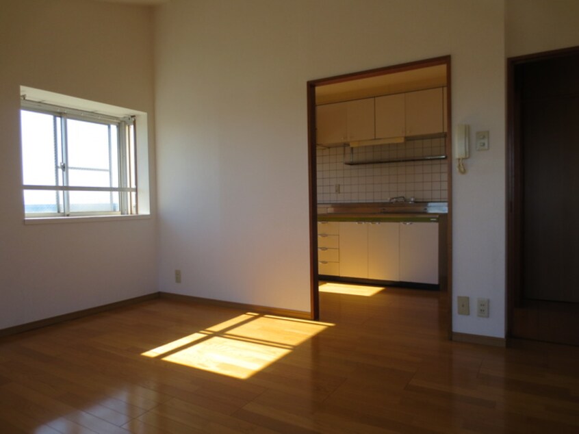 居室 サンシャイン稲荷