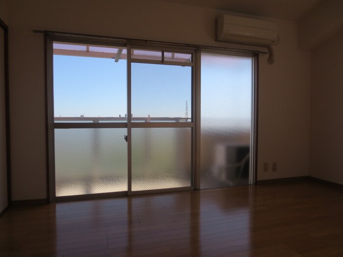 居室 サンシャイン稲荷