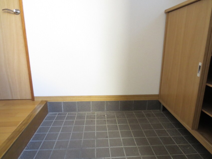 玄関 サンシャイン稲荷