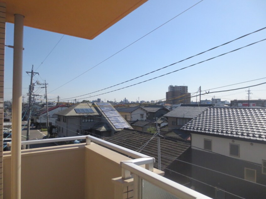 室内からの展望 サンシャイン稲荷