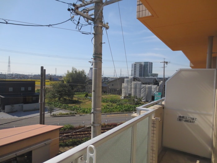 室内からの展望 サンシャイン稲荷