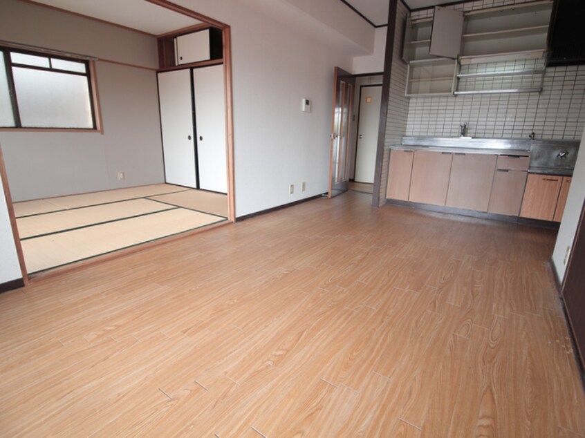 居室 ランドマーク一社