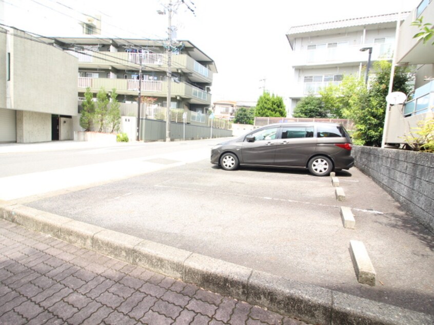 駐車場 トゥインクルツイン桃山