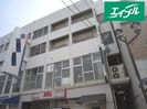 鏡味ビルの外観