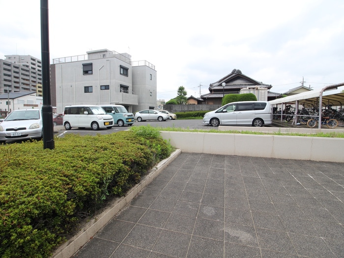 駐車場 エルスタンザ原