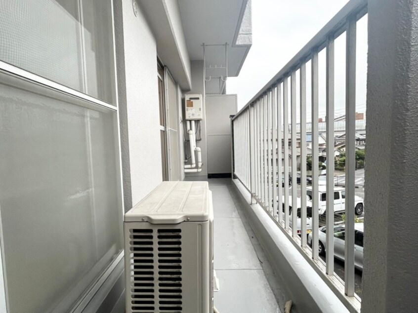 ベランダ・バルコニー アースビルディング