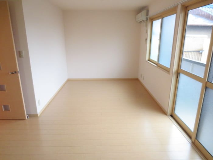 居室 メゾン南山