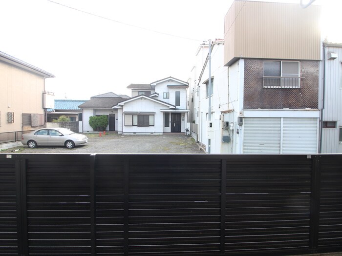 室内からの展望 ディアコ－ト川名