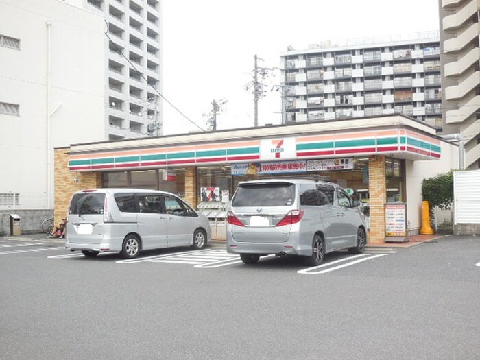 セブンイレブン名古屋萱場2丁目店(コンビニ)まで650m メゾンアルファ