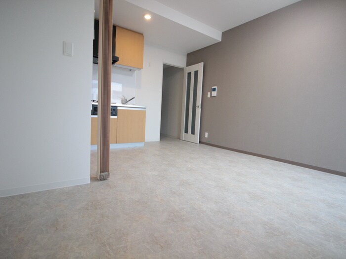 居室 ＡＸＩＡ八熊