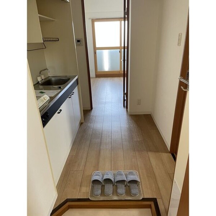 玄関 共同ハイツ西大須