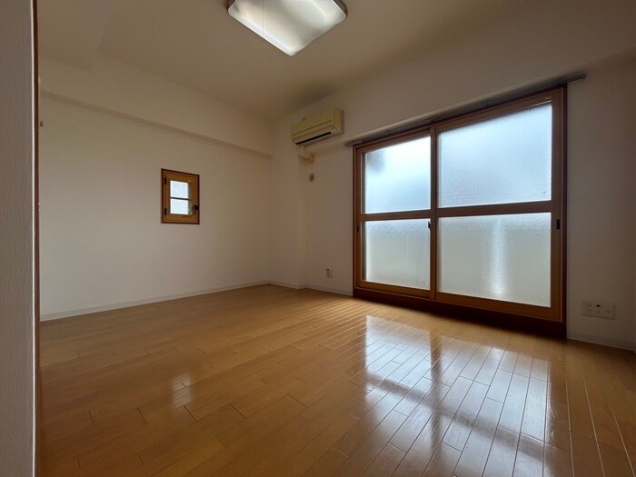 居室 共同ハイツ西大須