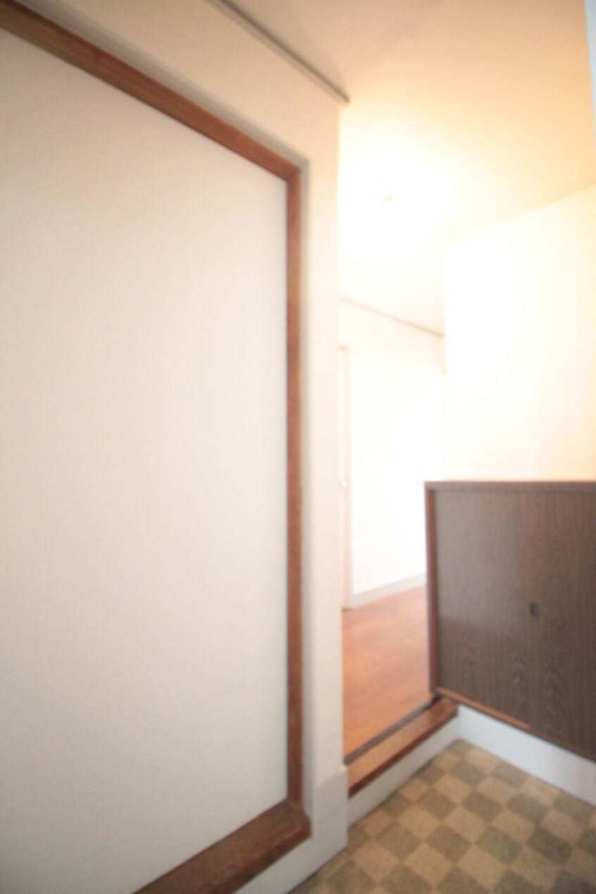 玄関 TREコダマビル