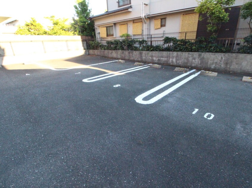 駐車場 Ｙs ハイツ