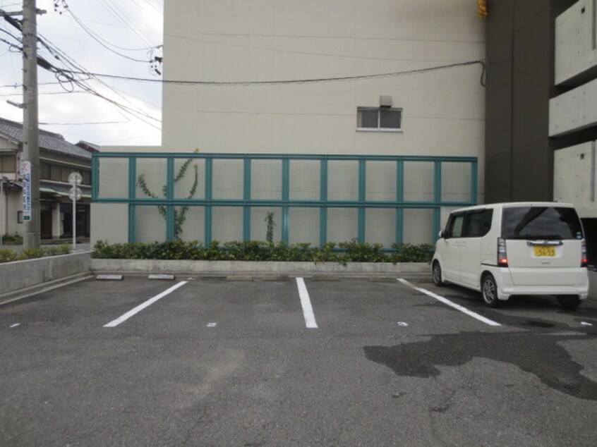 駐車場 セジュール栄