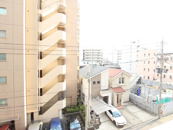 室内からの展望 エッセ桜山