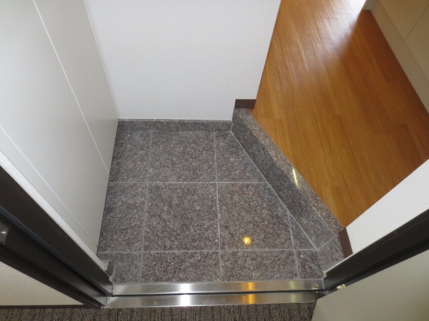 玄関 サン・名駅南ビル