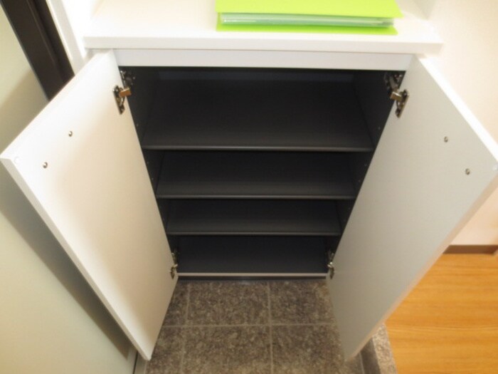 靴箱 サン・名駅南ビル