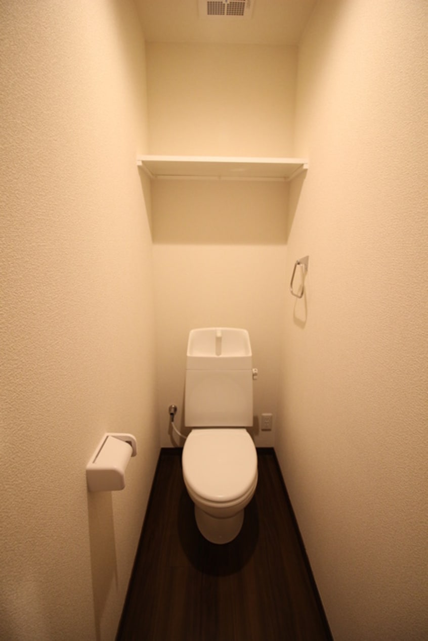 トイレ リーブルエレナ