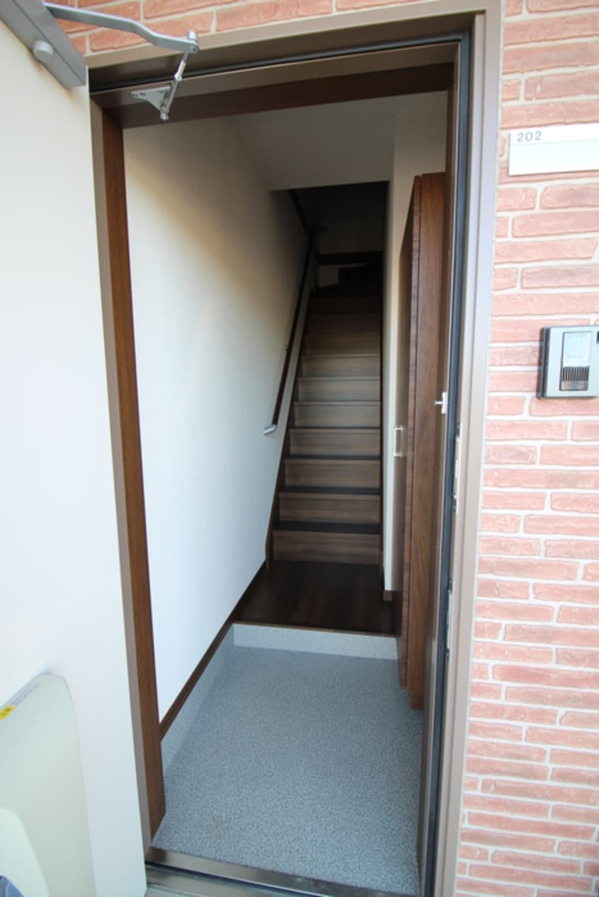 玄関 リーブルエレナ