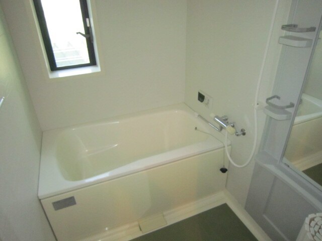 バス／シャワールーム等 リバ－ビュ－