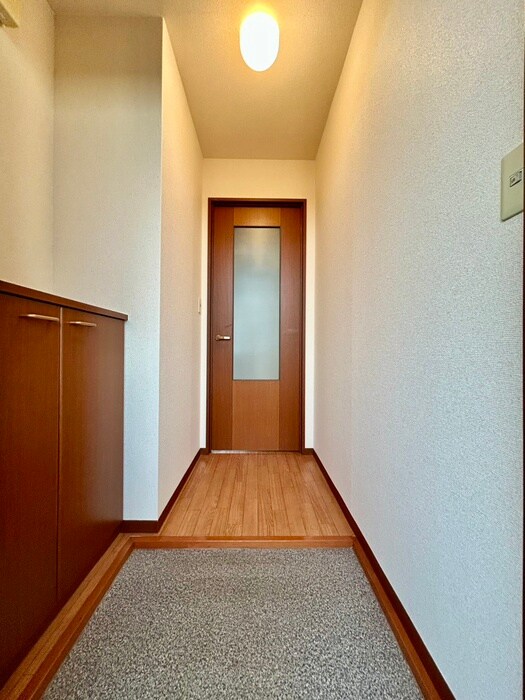 玄関 ＦＬＡＴＳ ＴＵＲＮＥＲ