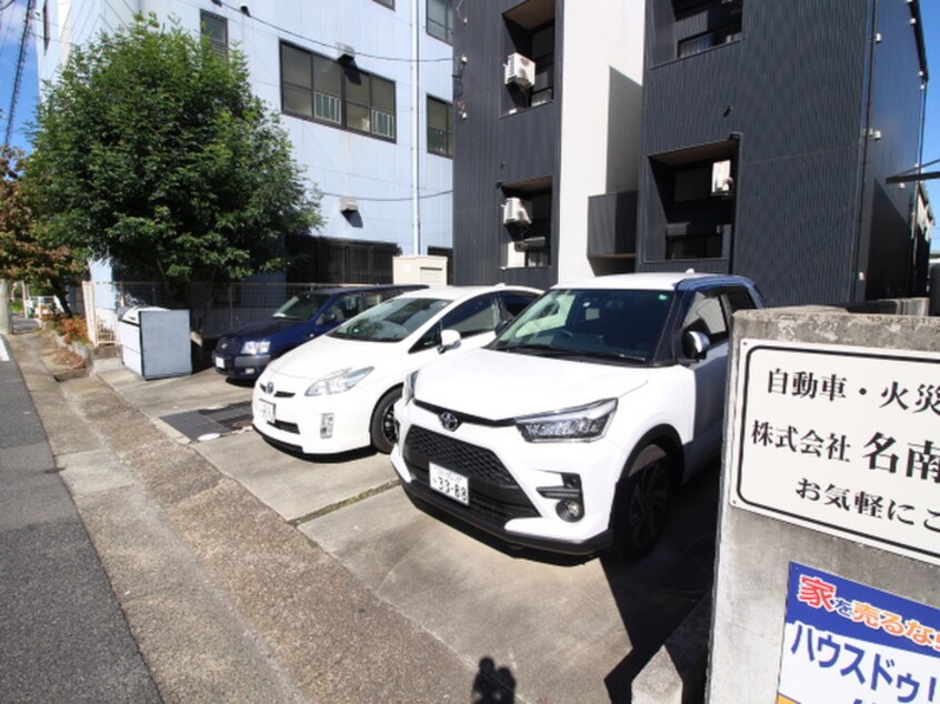 駐車場 カーサ・ティエラ